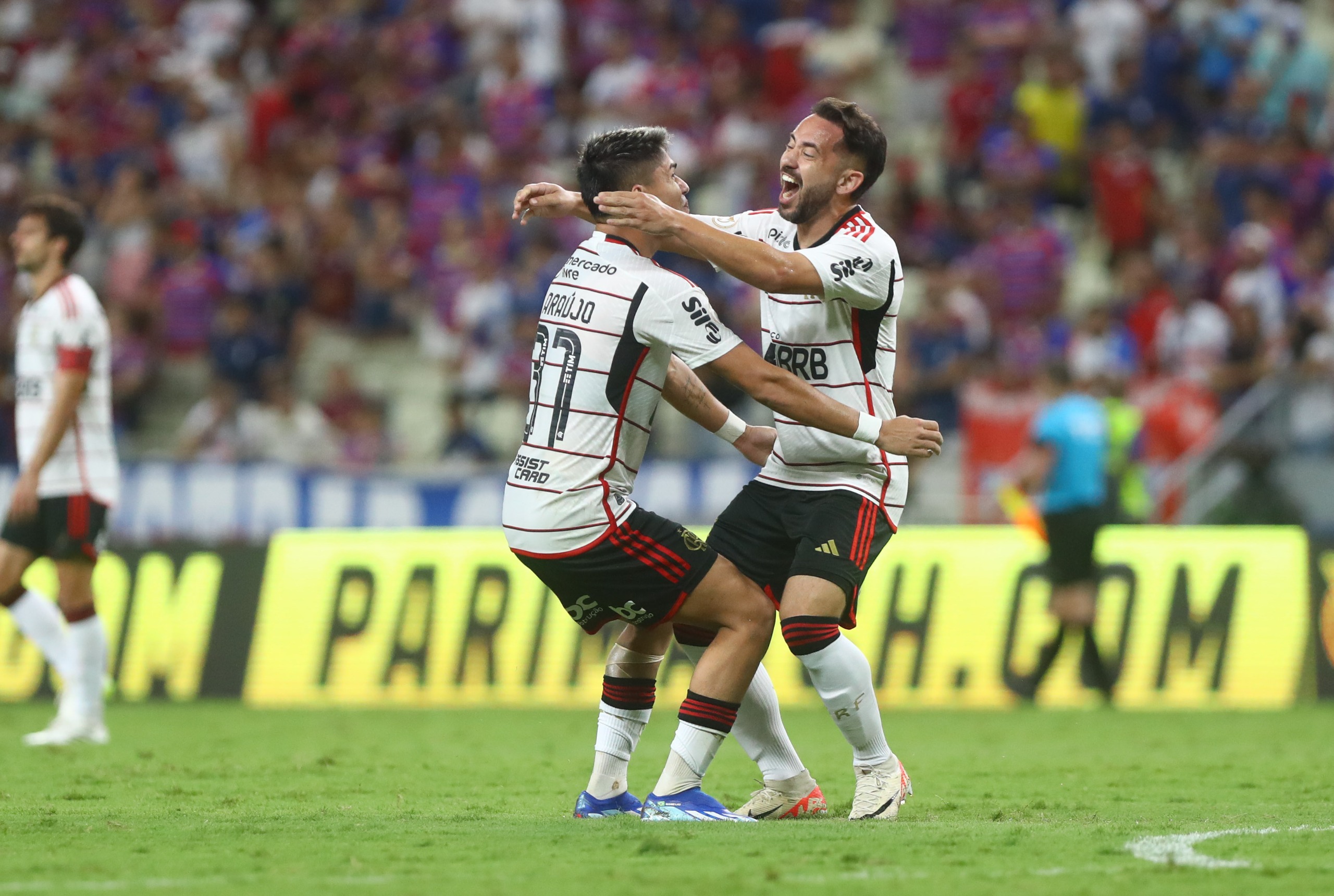 LIVE DE PRÉ JOGO SÃO PAULO X LDU: TRICOLOR BUSCA A VIRADA EM CASA MAIS UMA  VEZ AGORA NA SULA! 